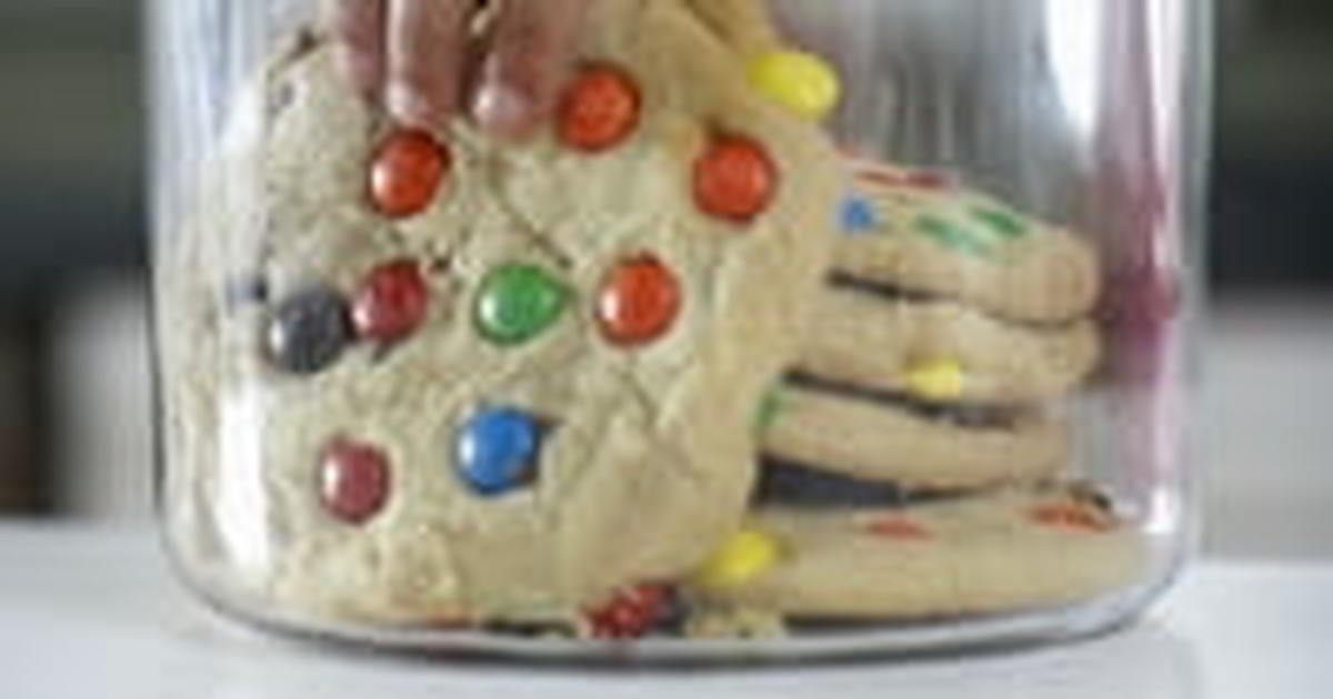 1. Everyone Loves Cookies—Bake 'Em and Take 'Em
